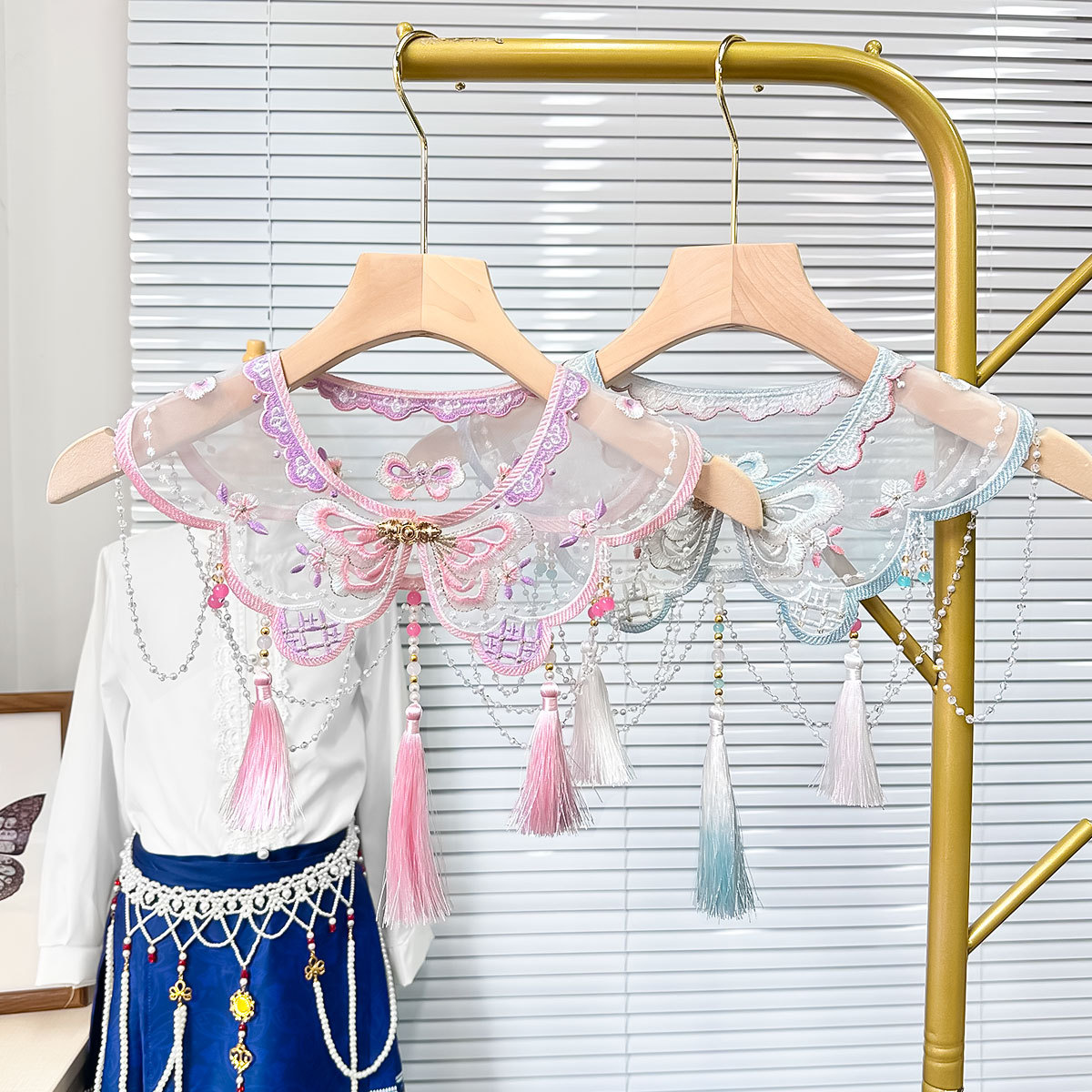 Oganza industria pesada accesorios de ropa china falso cuello mariposa bordado lindo pequeño chal decoración collar hombro nube al por mayor