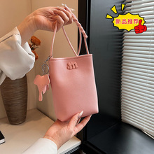 ֙CܛƤ|2025¿rбXŮٴС