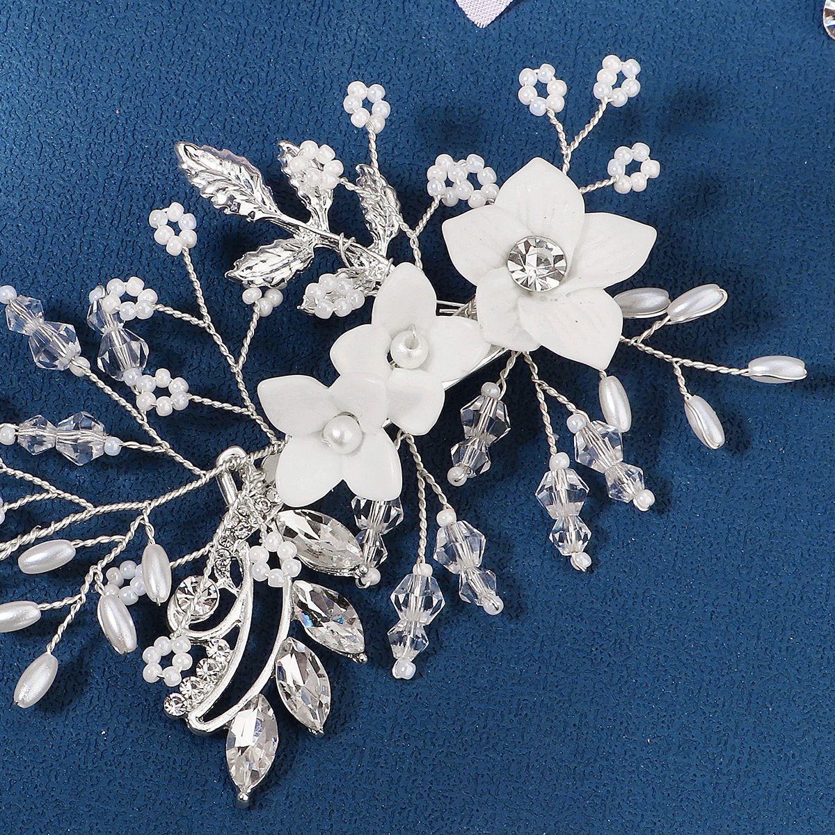 Sweet Flower Rhinestone Artificial Pearls