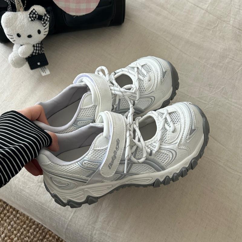 Retro versatile thick-soled dad shoes for women, 2026 new spring-summer model, popular online, height-increasing casual German-style sneakers for petite individuals