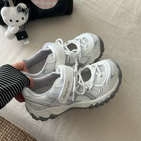 Retro versatile thick-soled dad shoes for women, 2026 new spring-summer model, popular online, height-increasing casual German-style sneakers for petite individuals
