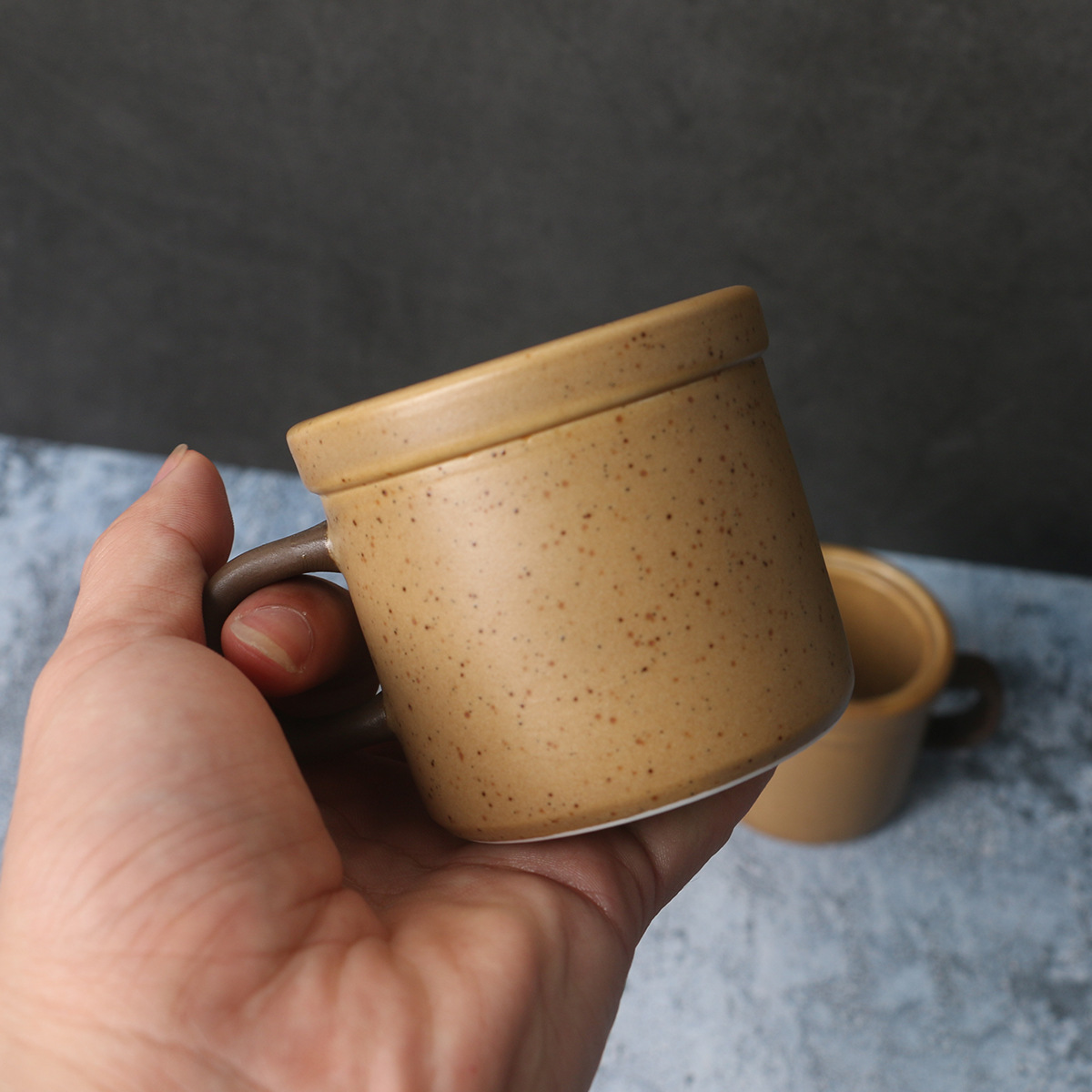 Taza de exportación de comercio exterior dby mate ganso azul piedra suave punto amarillo óxido taza de color taza personal de tamaño pequeño
