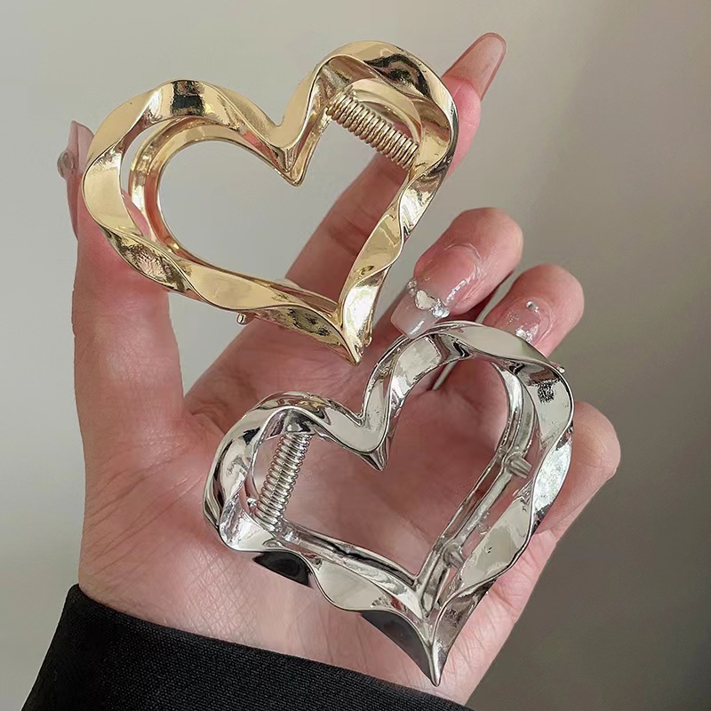 Hair Claws Hair Accessories Type Vintage Style Heart Shape Alloy Hair Claws