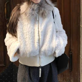 2025冬季新款'暖冬咩咩'大毛领短款环葆羊羔毛保暖外套女冬外套女