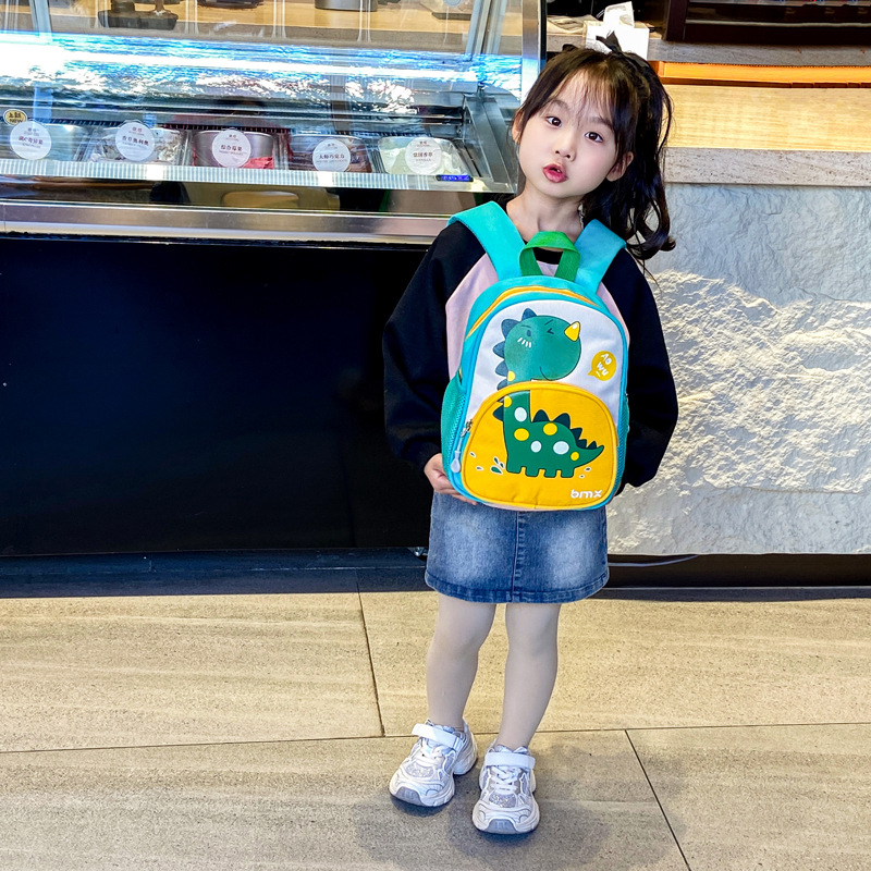 Jardín de infantes mochila para bebés dibujos animados lindos dinosaurios mochila para niños y niñas 2025 nuevo comercio exterior mochila para niños