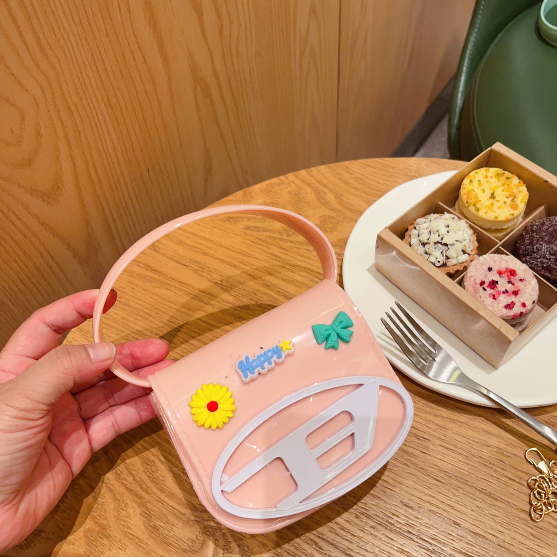 2025 Fashion New Style flower jelly Bag Mini Personalized PVC fashion single-shoulder crossbody women's bag DIY Makeup bag undefined