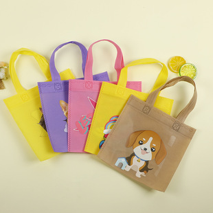 Non-woven Cartoon Tote Bag Children's Gift Packaging Bag Multi-color Optional Non-woven Bag Printable Logo