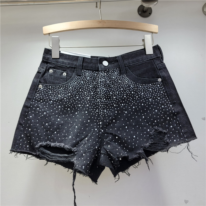 Shorts de Mezclilla con Pedrería y Pierna Ancha para Verano image 2