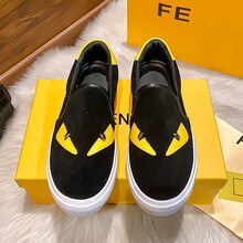 �߰�F��һ�_��С�֫F����Ь�КW����Ƥܛ��ƴɫ�ٴ�����˰�Ь