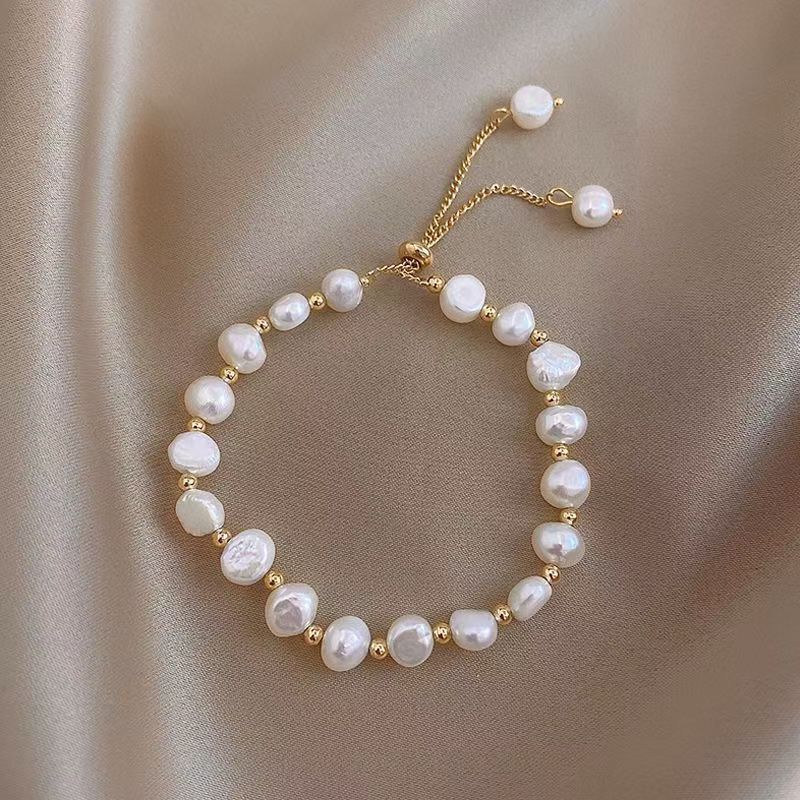 Retro Baroque Irregular Shaped Pearl Pull-Adjustable Bracelet for Women, Light Luxury Niche Design Retro Baroque Irregular Shaped Pearl Pull-Adjustable Bracelet for Women, Light Luxury Niche Design