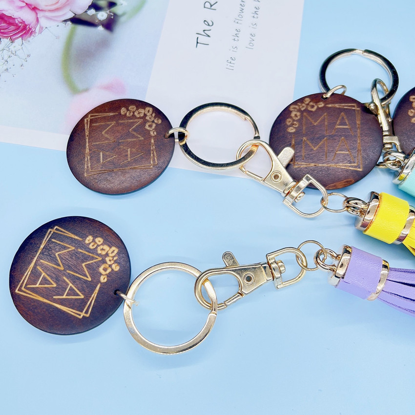 15g Weight Keychain Classification 1 Piece Quantity Daily Occasion PU, Wood Material Mother'S Day Festival MAMA, Letter Pattern Women's Gender Tassel Design Romantic Style Romantic MAMA Letter PU Wood Tassel Mother'S Day Women's Keychain 5