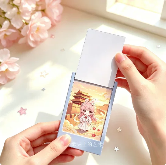 Source factory customizes anime star tear-off cards, merchandise for star fans, tear-off postcards, and polaroids