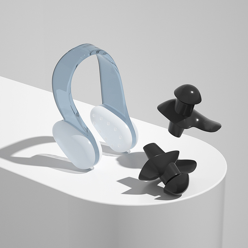 Nose clip, black earplugs