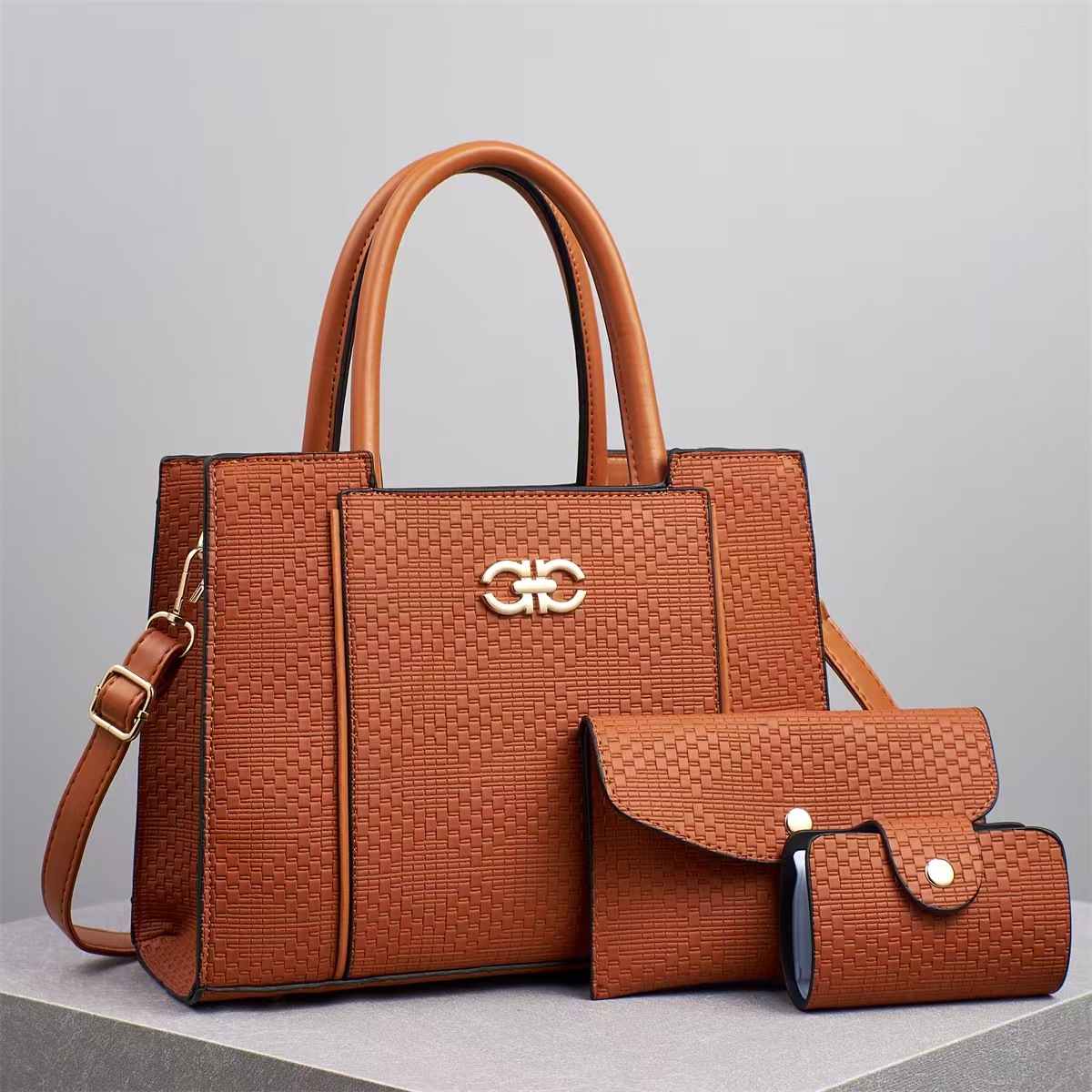 Bolso de mujer de moda de textura de cuero de alta gama bolso de hombro único bolso de comercio exterior bolsa de compras de gran capacidad bolso especial de flores antiguas