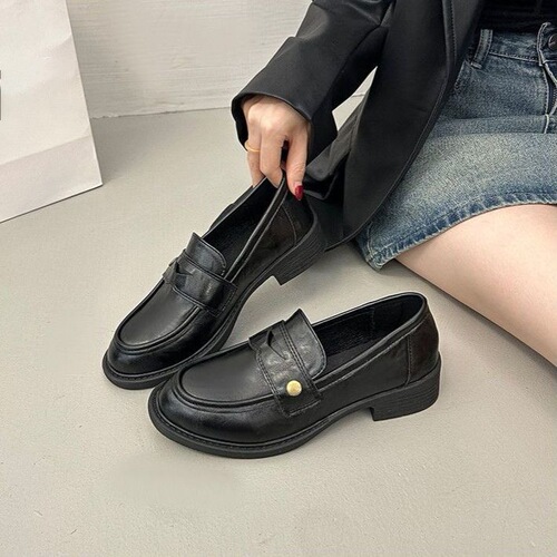 Simple and fashionable jk small leather shoes, uniform, skirt, thick and single shoes, 2026 spring new style Japanese all-matching loafer shoes for women