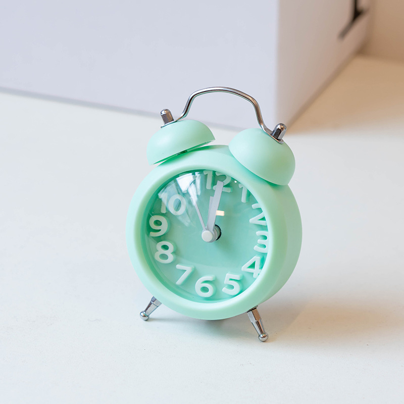 Fábrica directa simple estudiante niños mini despertador lindo 1,5 pulgadas práctico creativo coreano portátil con despertador