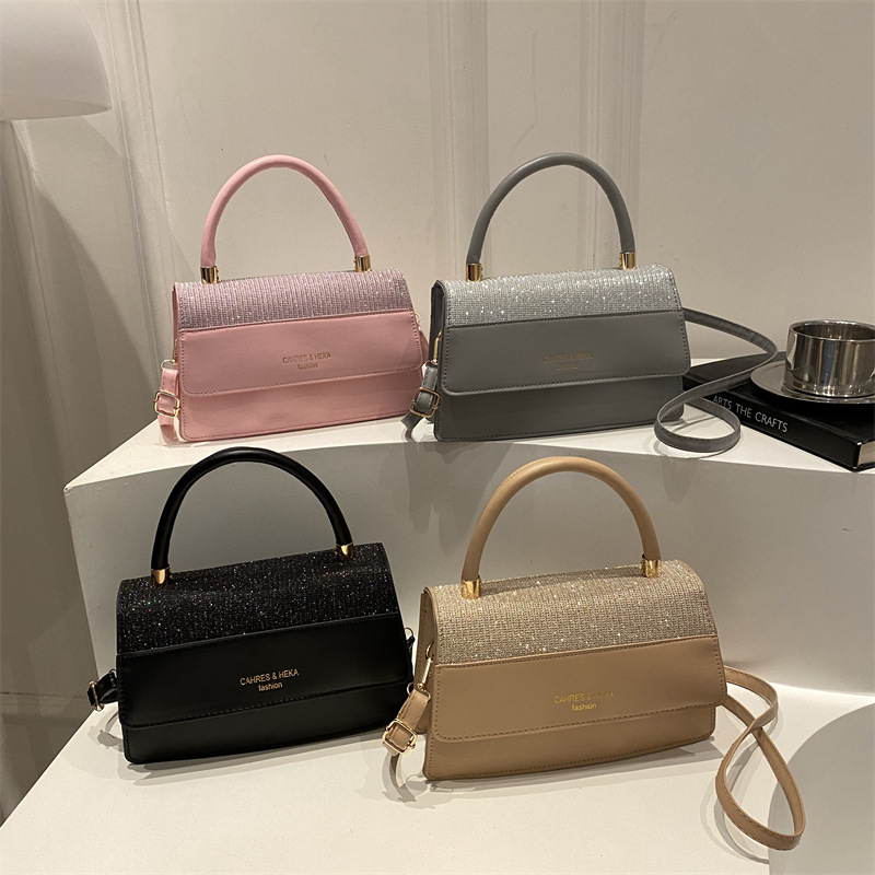 2026 nuevo comercio exterior transfronterizo primavera y verano moda moda retro cadenas de bloqueo ocio bolso de hombro