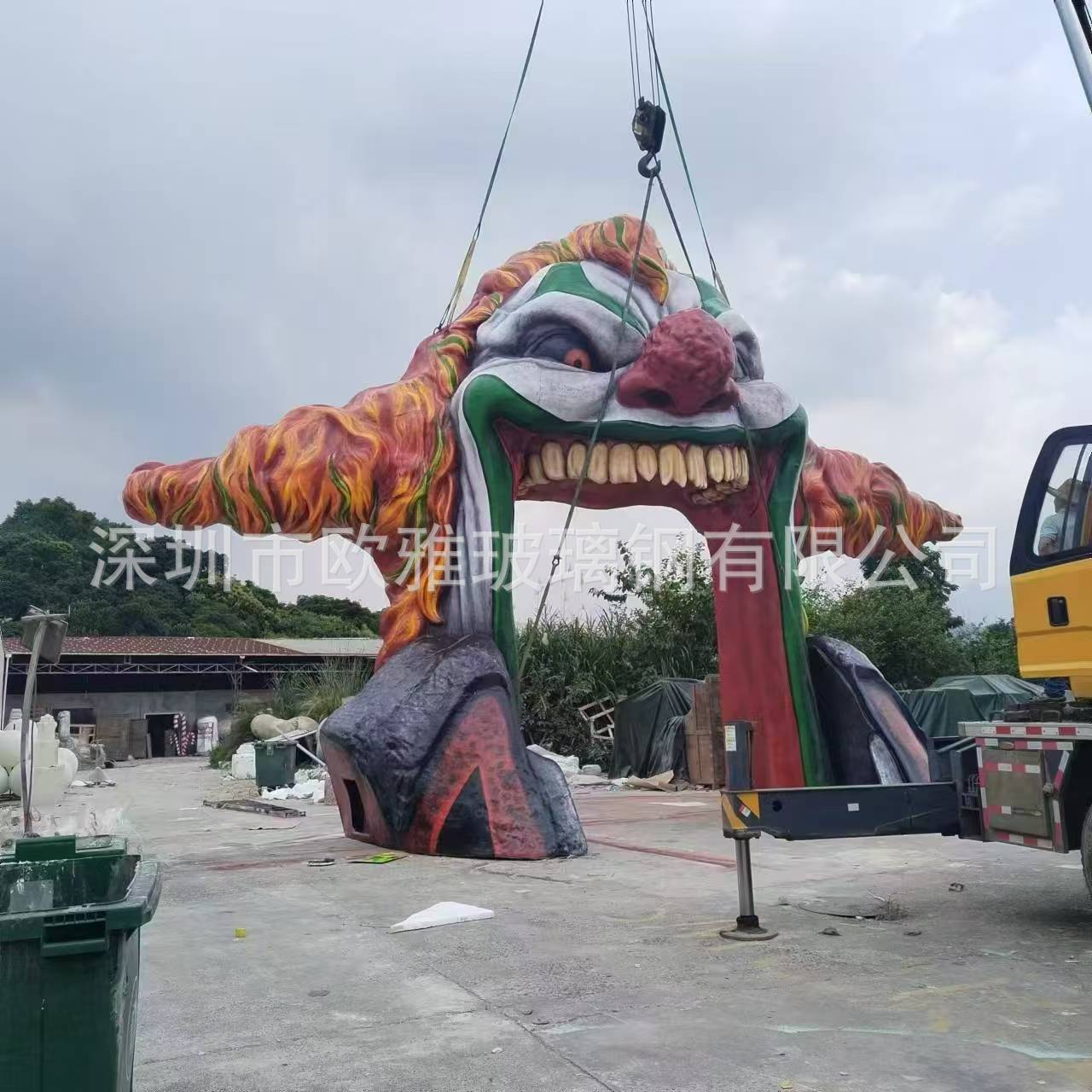 15米大型玻璃钢 户外美陈雕塑 卡通人物潮玩热气球玻璃钢公园造型