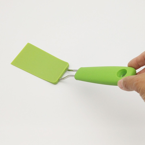 Stainless steel cake spatula, triangular cheese spatula, toothed pizza spatula, birthday cake spatula, knife, food spatula, baking tool