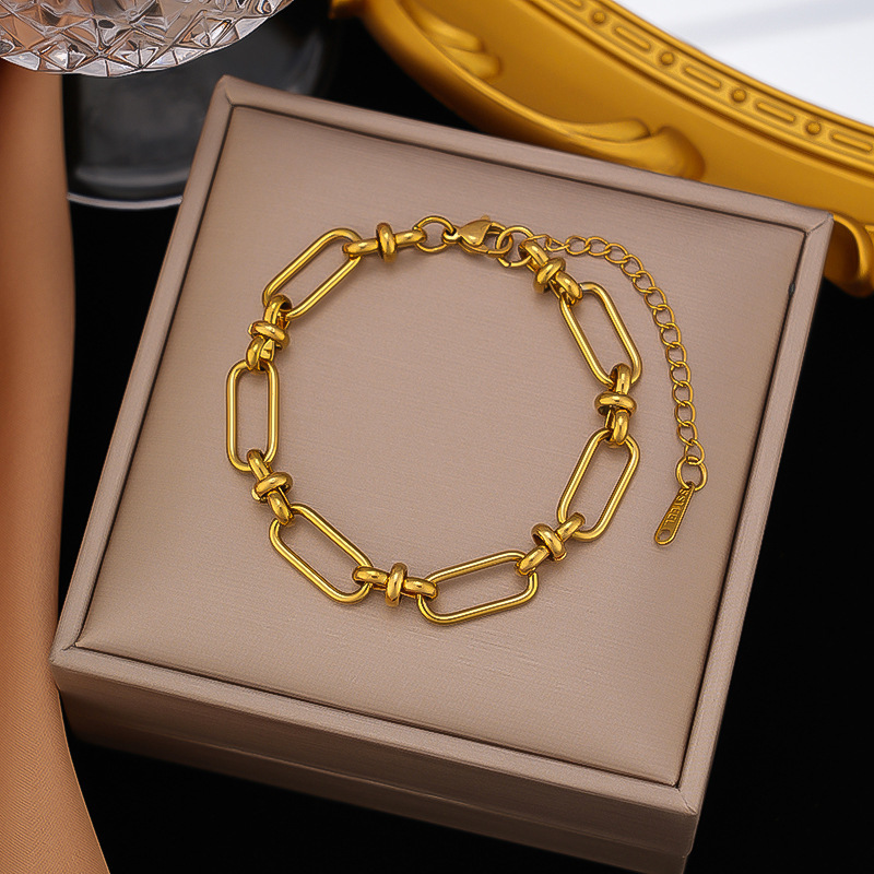 クロスボーダー東莞チタン鋼ジュエリー色褪せない新しい日本と韓国のアクセサリーブレスレット女性用 18K ゴールドファッションライト高級ハイエンド|undefined