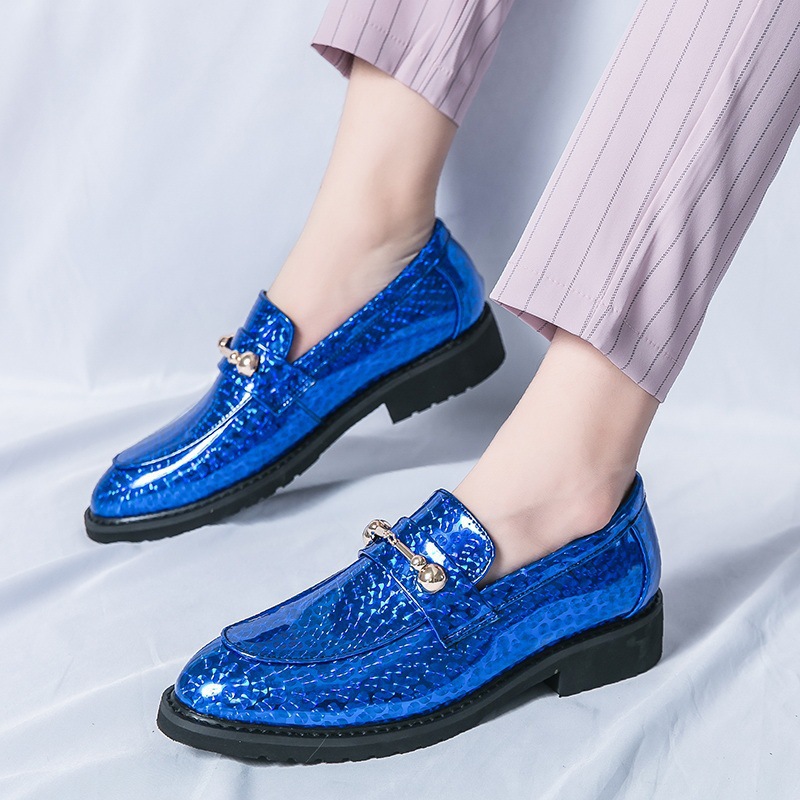 Cross-border 2024 nuevo tamaño 46 Chelsea oro jinx botas de guerra hombres británicos cuadrados brillantes zapatos de cuero peinados