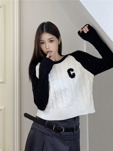 Korean version long-sleeved cabled knit sweater for women, new autumn design, crew neck, letter print, loose, patchwork, contrasting color sweater jacket