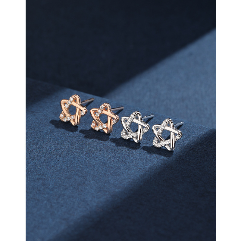 925 plata esterlina agujeros de orejas compactos de alta sensación pentagrama para mujeres nicho coreano simple pendientes joyas transfronterizas