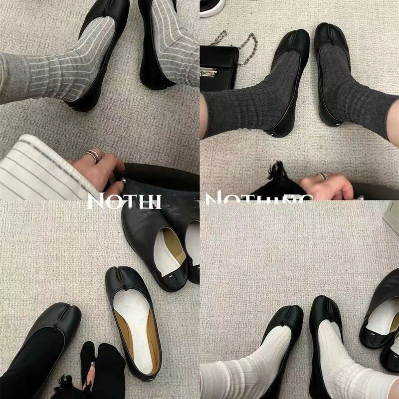 Tabi pig trotters split toe shoes women with "wide vertical stripes boneless toe socks women's autumn and winter gray socks women's tube socks