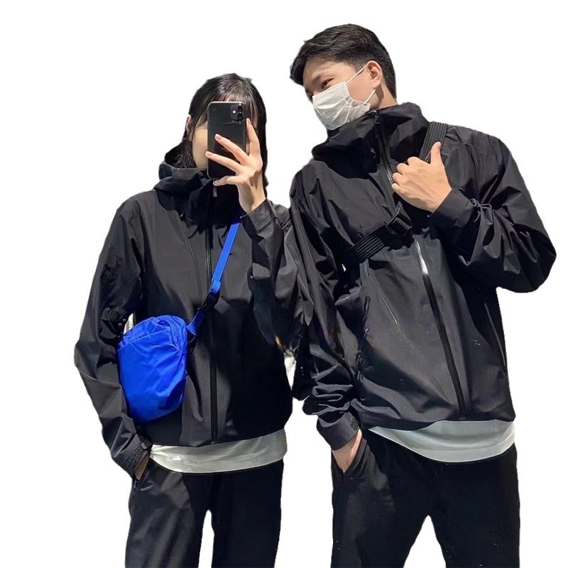 Niaojia beta mismo estilo de los nuevos hombres y mujeres pareja funcional al aire libre a prueba viento impermeable chaqueta adhesiva sin costuras