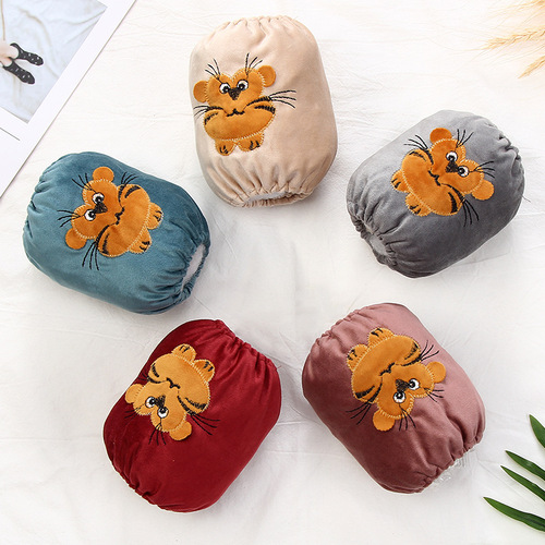 Plush cloth sleeves for boys, short, learning, autumn and winter anti-fouling sleeves for adults, student hand sleeves for children and girls