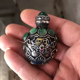 玉器工艺品;金属工艺品;饰品配件