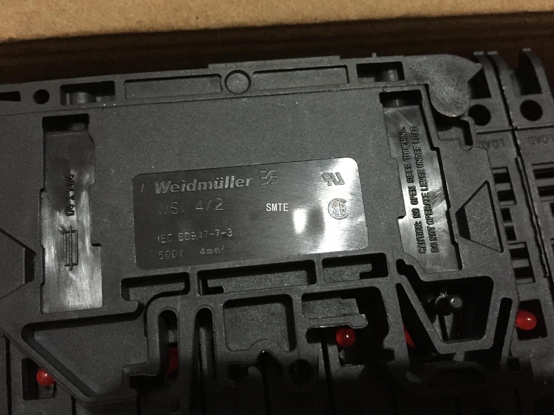 接线端子/挡板/联接件WSI 4/2/LD 140-250V AC/DC  1880390000