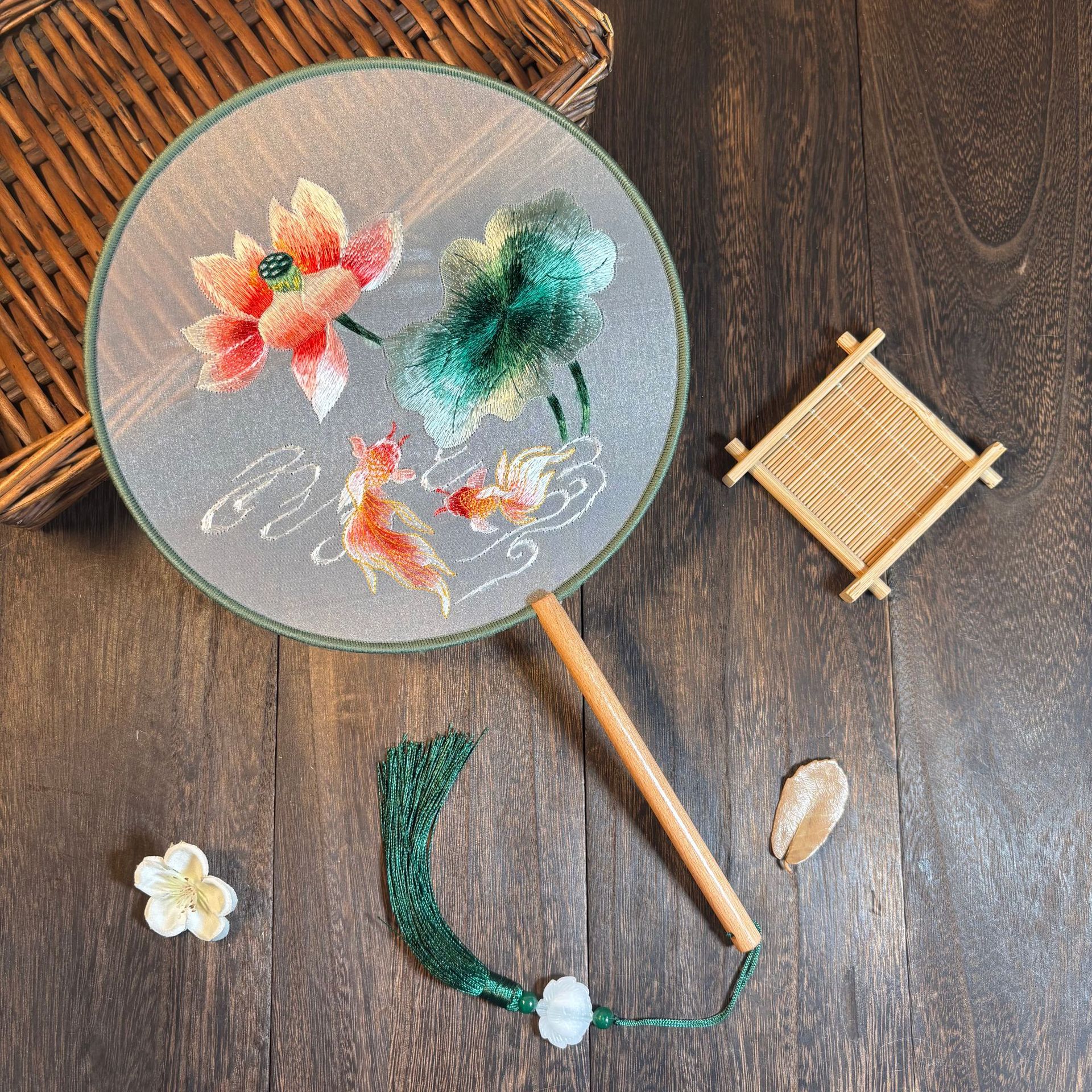 双面绣古风圆扇刺绣团扇汉服专用苏绣百搭舞蹈扇工厂批发