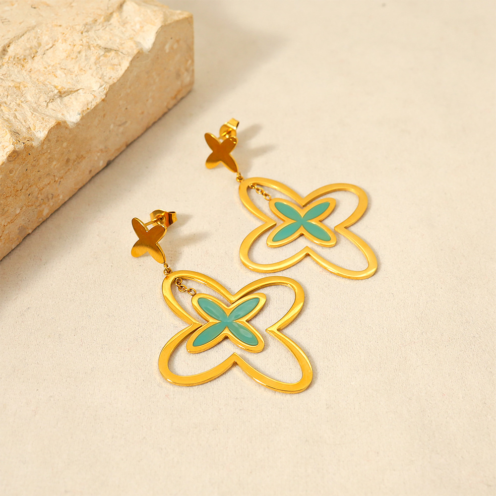 INS Network Red Drops Oil Four Leaf Grass Titanium Steel Earrings for Female Minors High Grade Feel Plating Gold Simple and Versatile Earrings_voghion.com