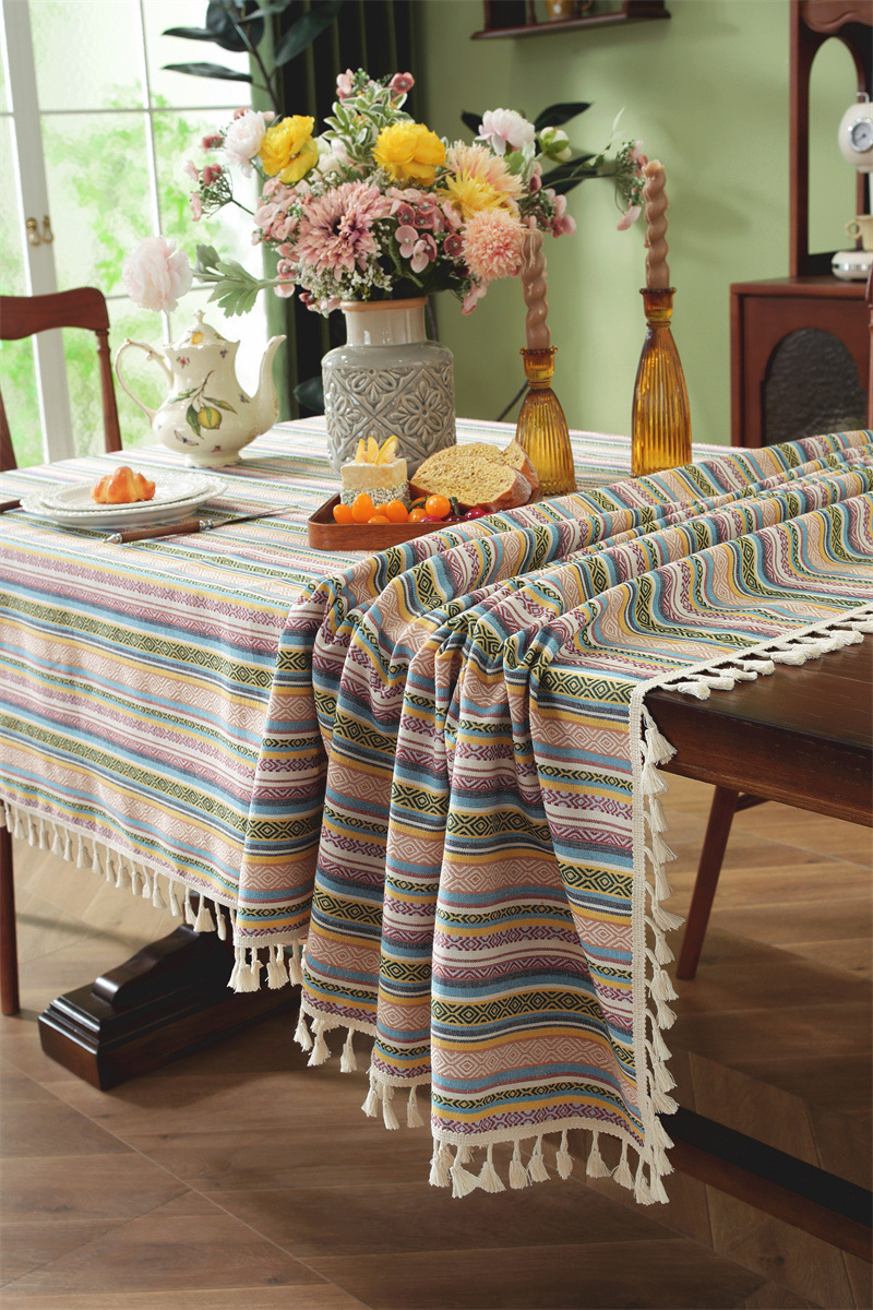 Nappe En Jacquard Style Ethnique Américain Avec Franges Et Dentelle_voghion.com