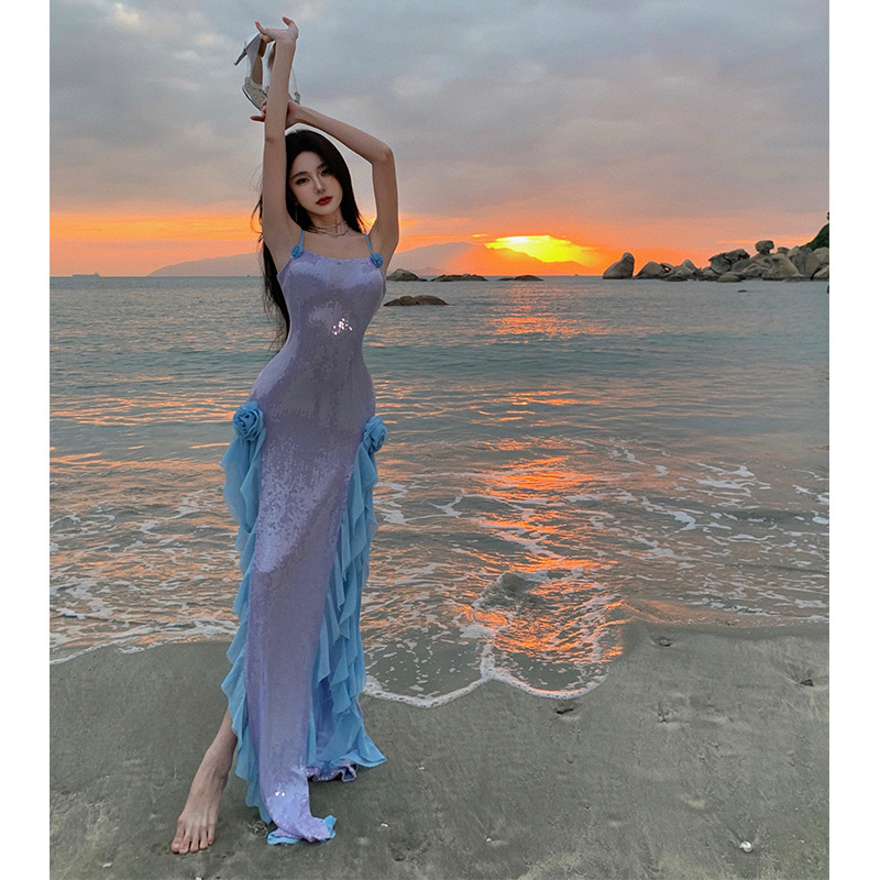 Robe longue élégante à sequins, style vacances, pour une allure romantique et sexy lors de vos soirées et rendez-vous en bord de mer._voghion.com