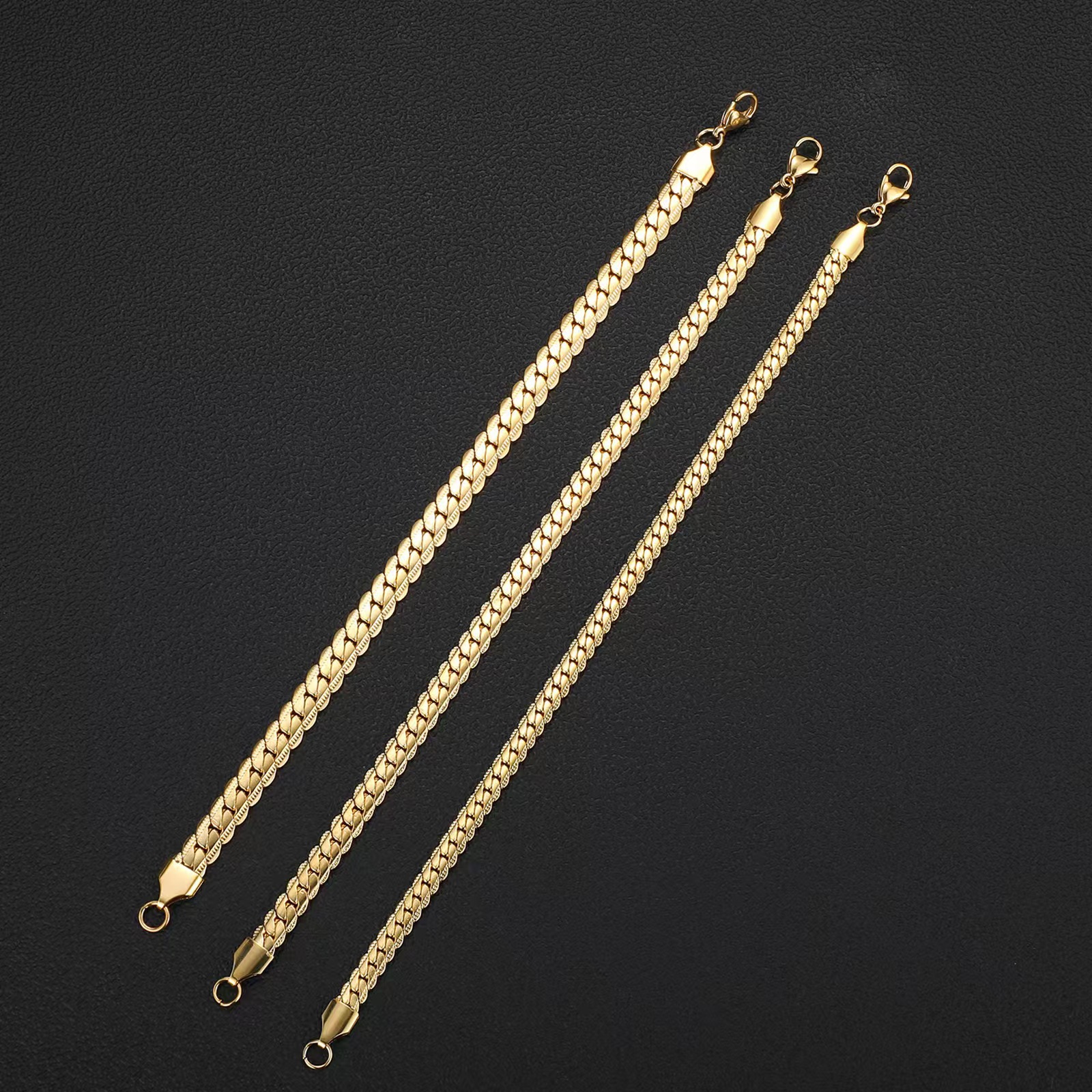 FR embossed European and American cross-border simple fashion manufacturers wholesale flat Cuban necklace NK men's jewelry stainless steel strict