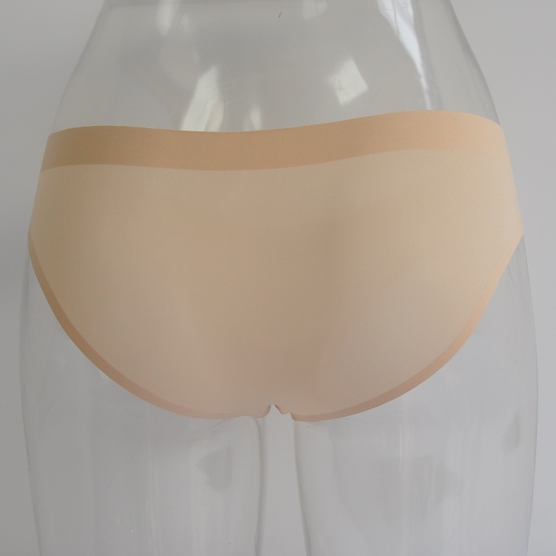 夏季薄款透气冰丝面料少女三角裤低腰无痕内裤女批发代工外贸