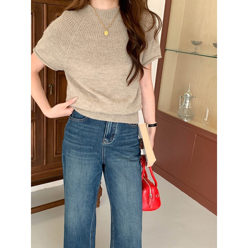 Lazy Style Rolled-Edge Stand-Up Collar Ribbed Knit Sweater Short-Sleeved Women's 2026 Spring New Soft Layered Pullover Sweater