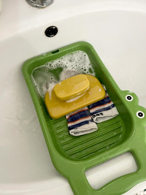 Little Crocodile Comes with Washboard and Laundry Basin, All-In-One Household Washing Socks, Intimates, Dormitory Hand Washing, Baby and Others