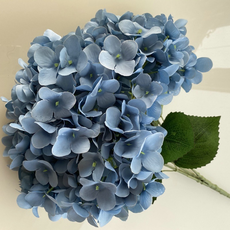 毛布5頭のフランスのアジサイは、ホテルの結婚式の生け花を飾って多色のアジサイの花の花束を卸売りします。|undefined