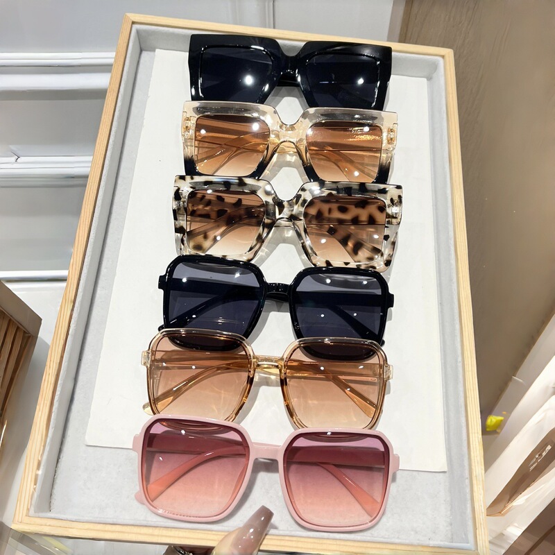 6-Piece Set of Large-Frame Sunglasses, Versatile Casual Square Frame, Uv Protection, Sun Protection, Large Frame Slimming Sunglasses 6-Piece Set of Large-Frame Sunglasses, Versatile Casual Square Frame, Uv Protection, Sun Protection, Large Frame Slimming Sunglasses