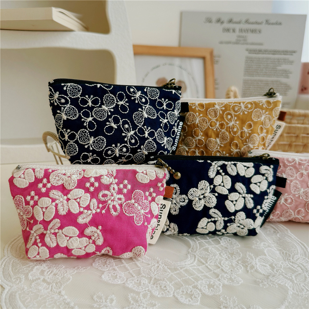Fei Minagawa Akira Niche Handmade Flower Bow Embroidery Cotton Linen Mini Zipper Handmade Lipstick Bag Factory
