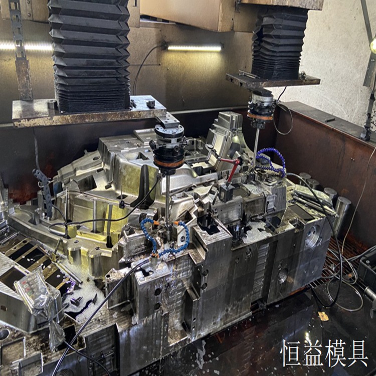 ABS水族箱HDPE宠物箱ASA儿童玩具塑件模具PV模具PS鱼缸PP注塑模具