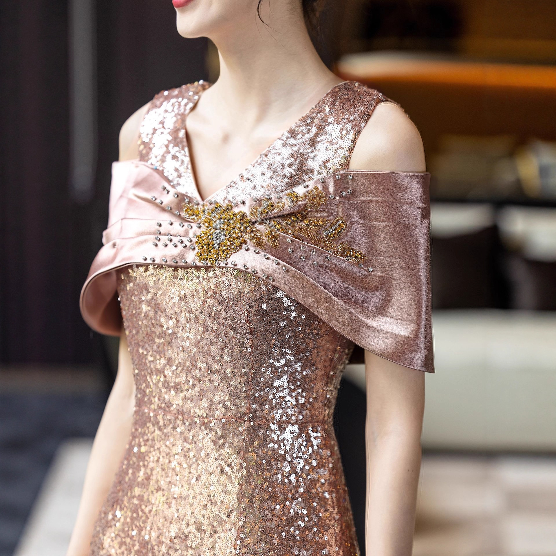 New Golden Wedding Banquet Dress Sequined Fishtail Wedding Evening Dress Dinner Elegant Golden Dress Source Manufacturer