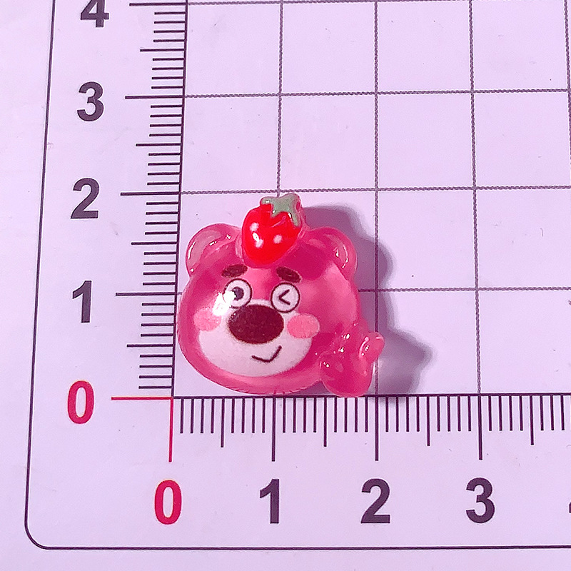 Dibujos animados transparente fresa oso bricolaje accesorios de resina gel de crema accesorios para el cabello funda para teléfono móvil hebilla de zapatos pegatinas de refrigerador material hecho a mano