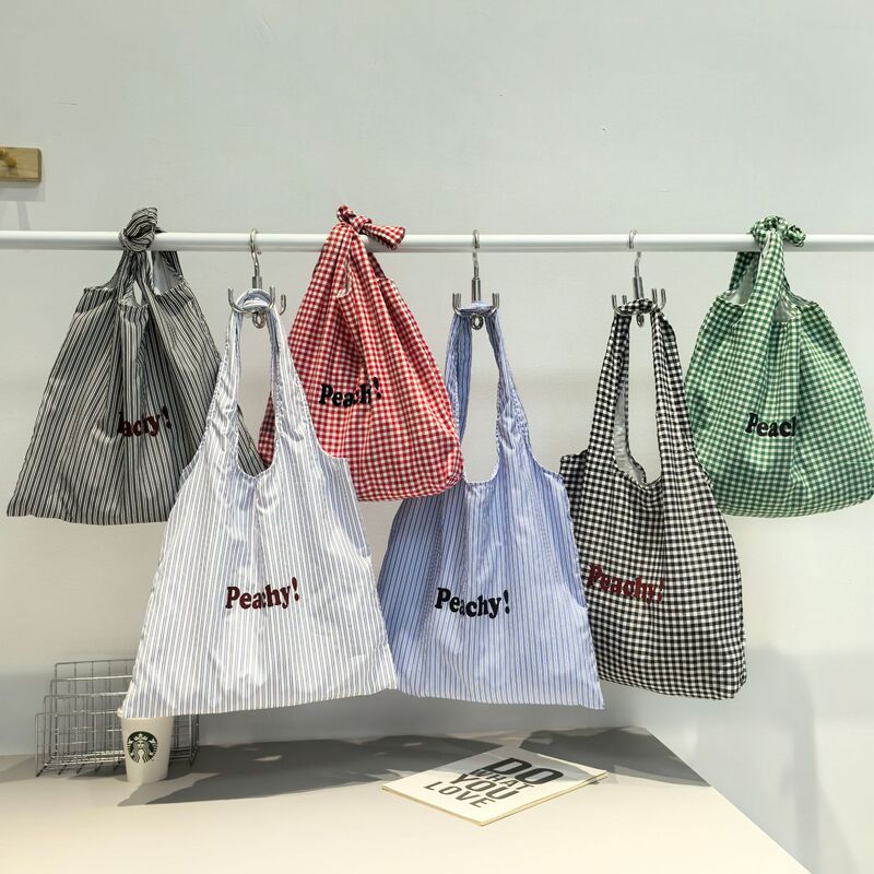 Women's Large-Capacity Nylon Shoulder Bag with Striped Letter Print, Simple Versatile Fashion Niche Bag