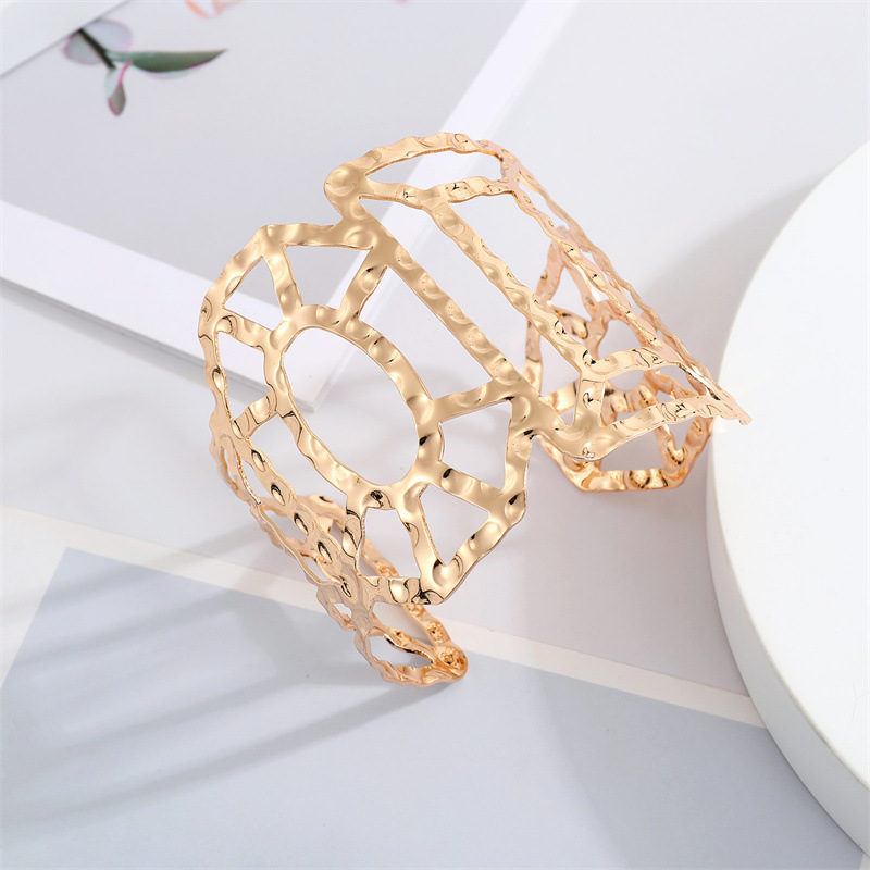 Europe And America Cross Border Ornament Retro Simple Metal Hollow Wide Bracelet Golden Leaf Rose Geometric Bracelet Armband display picture 8