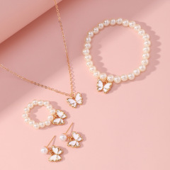子供用ネックレス パールネックレス 4点セット オイルドロップ合金バタフライネックレス 2025夏新作 ドロップシッピング
