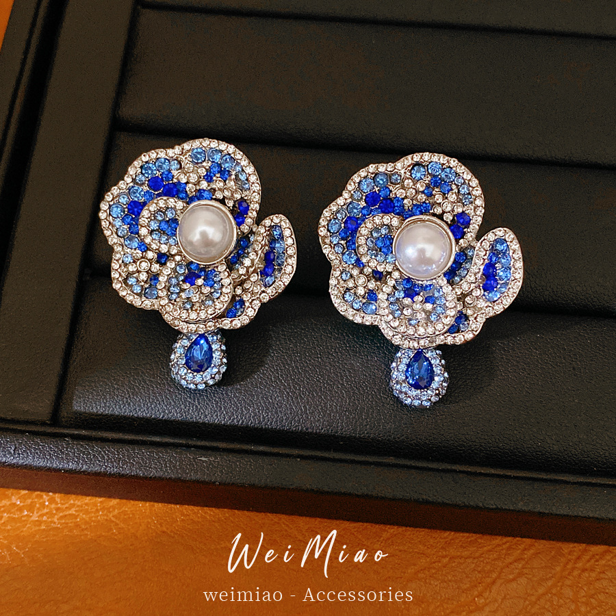 Medieval vintage aguja de plata con diamantes flores perlas pendientes exquisitos pendientes de estilo retro lujo ligero alta sensación de pendientes image 4